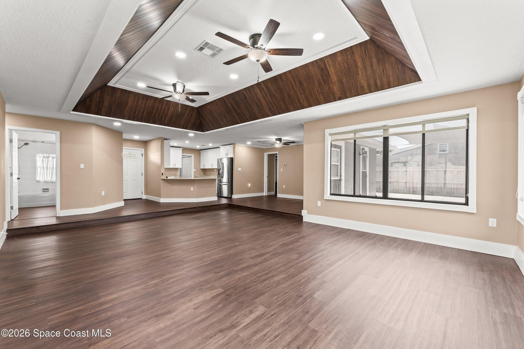 6424 Dane Avenue - Photo 10