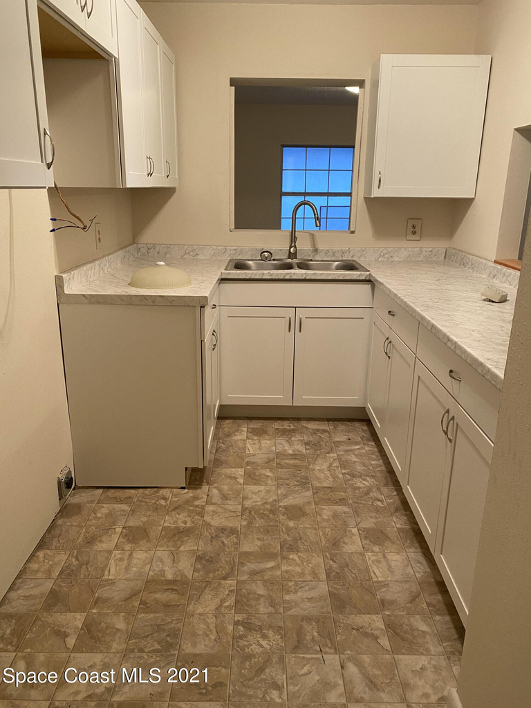 1865 Guava Avenue - Photo 6