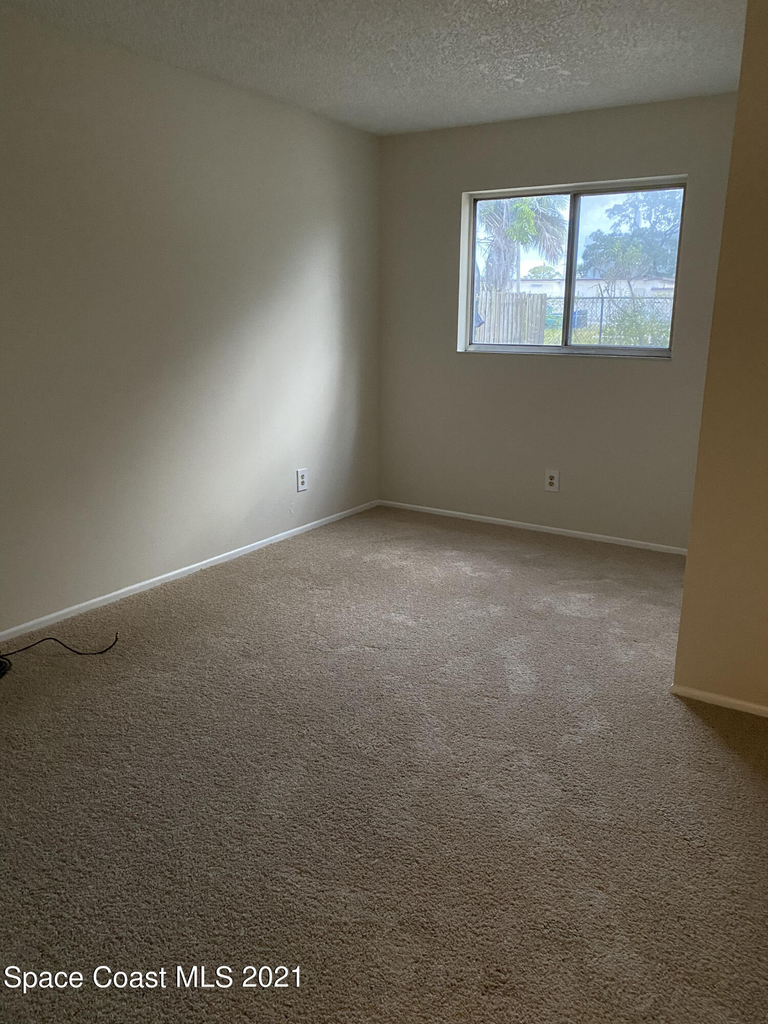 1865 Guava Avenue - Photo 8