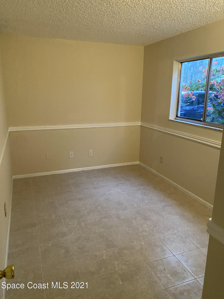1865 Guava Avenue - Photo 7