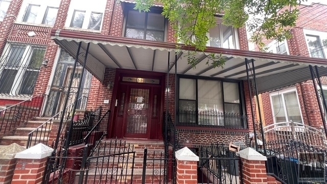 593 Miller Avenue - Photo 15