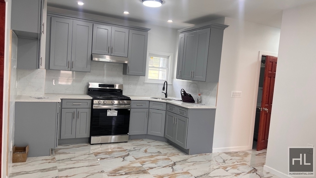 610 East 3 Street - Photo 1