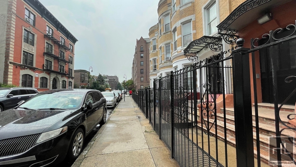 2311 Newkirk Avenue - Photo 26