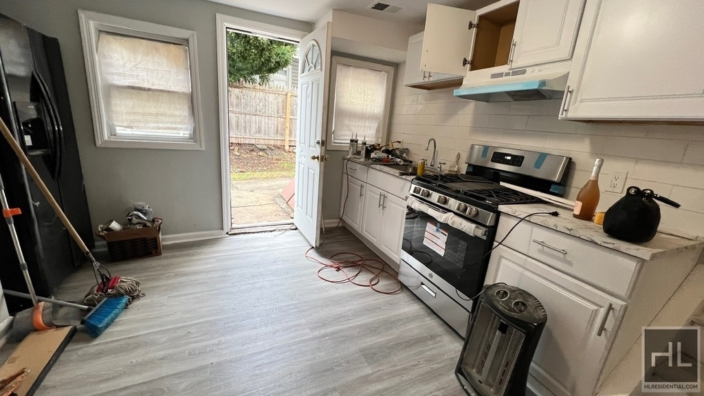 North Burgher Avenue - Photo 1