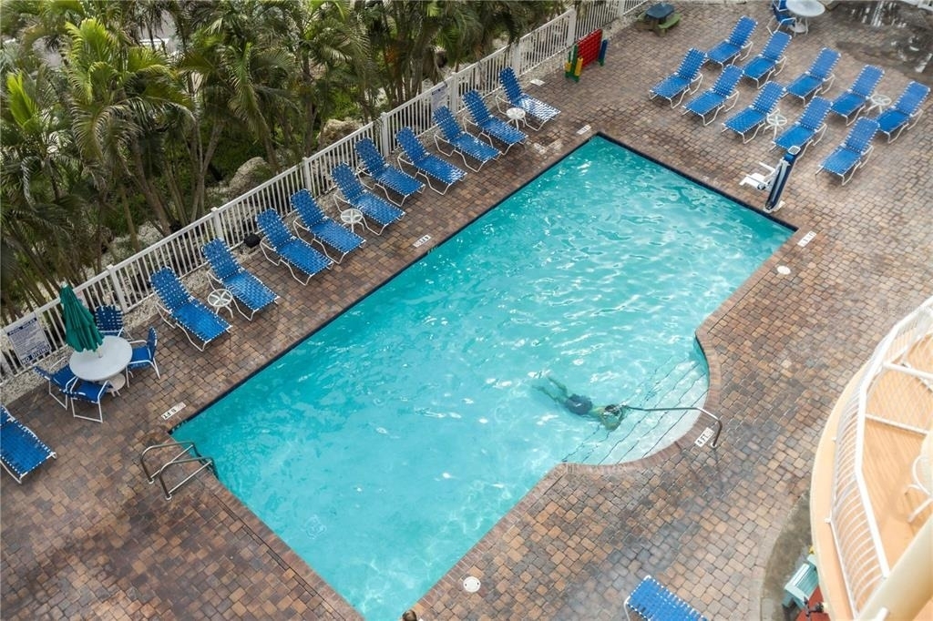 11605 Gulf Boulevard - Photo 27
