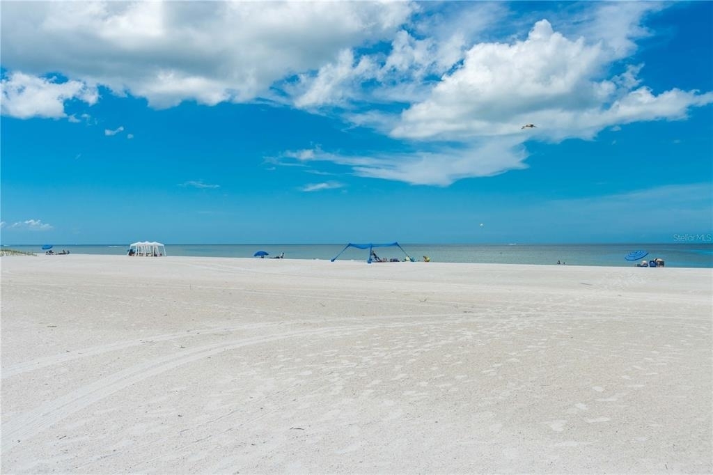 11605 Gulf Boulevard - Photo 2