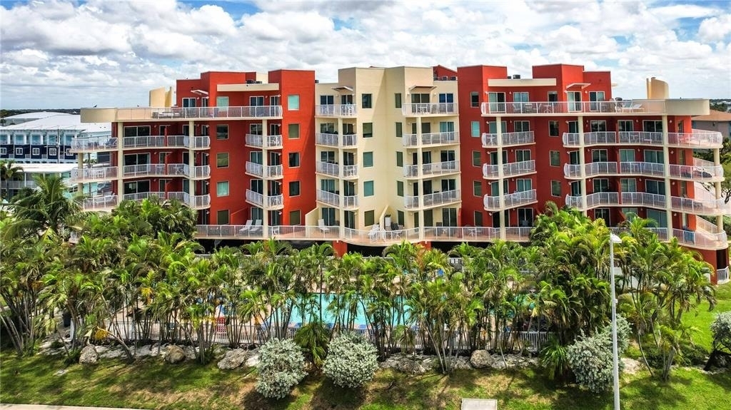 11605 Gulf Boulevard - Photo 25
