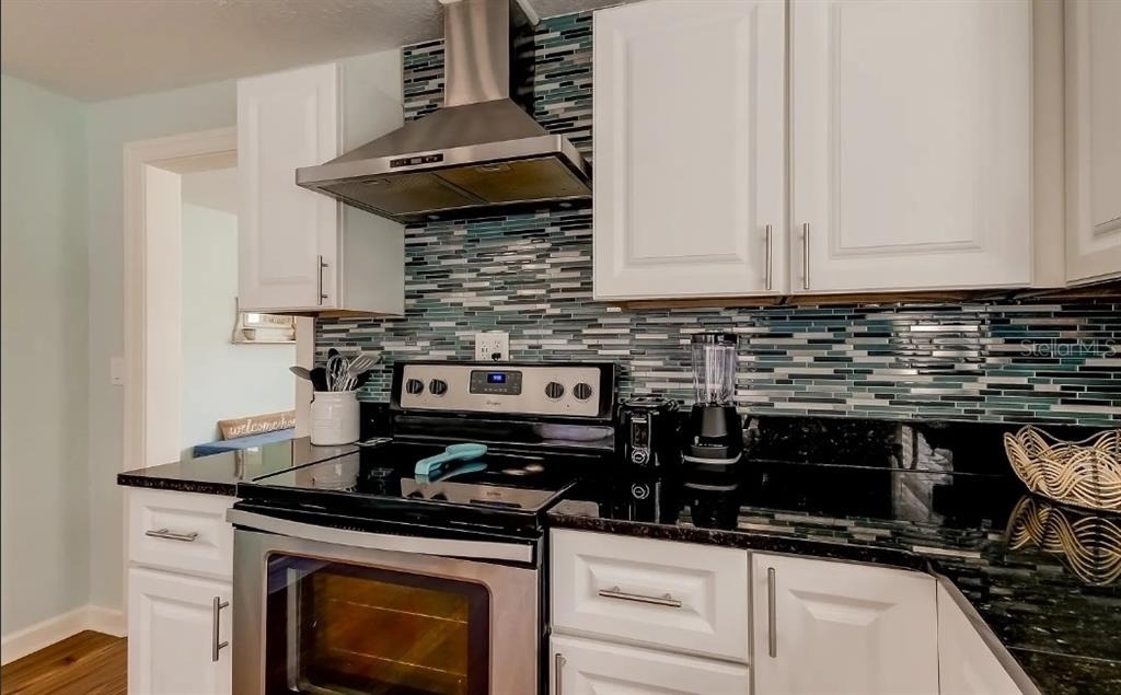 1226 Sedeeva Circle S - Photo 7