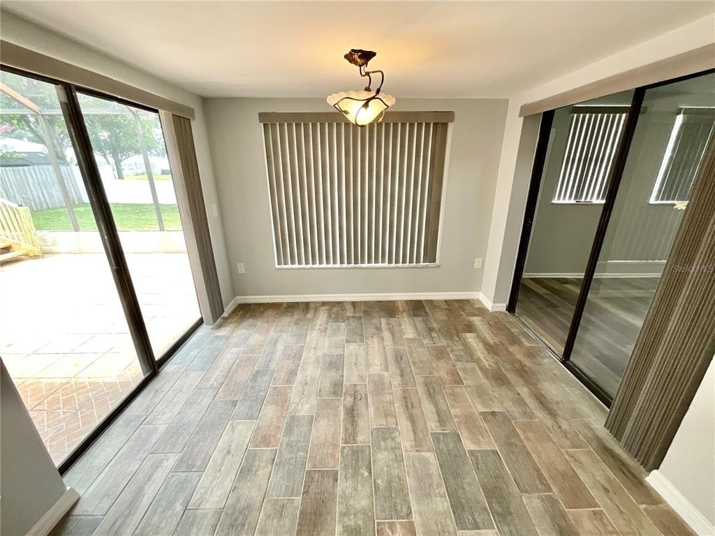 2991 Valencia Lane E - Photo 8