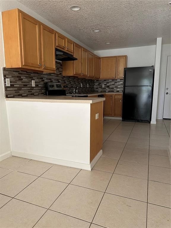 752 E Broome Street - Photo 1