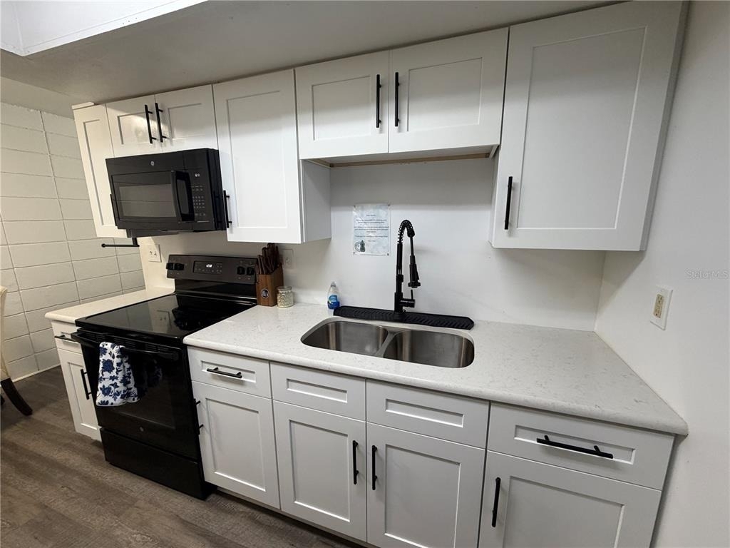 15219 Westminister Avenue - Photo 5