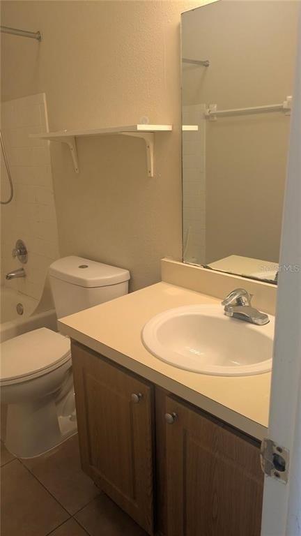 4113 S Semoran Boulevard - Photo 1