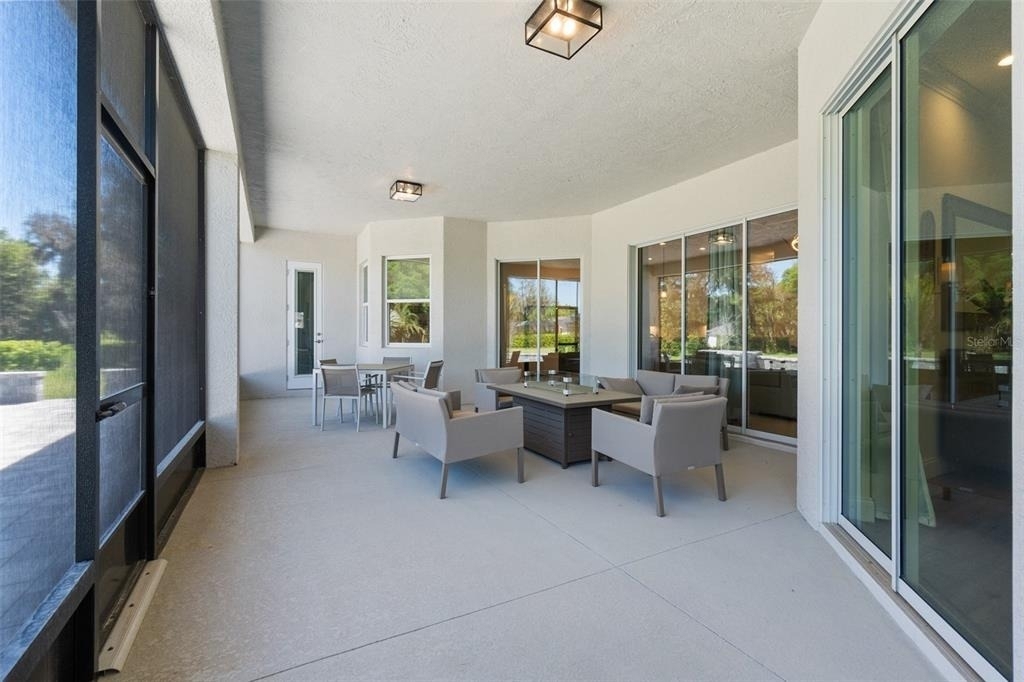 1329 Tullamore Boulevard - Photo 43