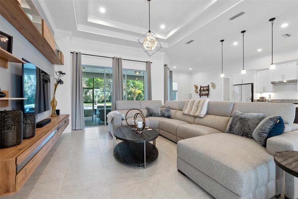 1329 Tullamore Boulevard - Photo 11