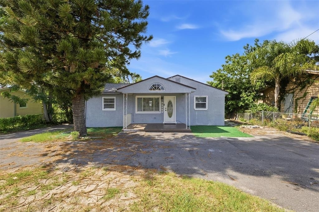 2706 E Annie Street - Photo 2