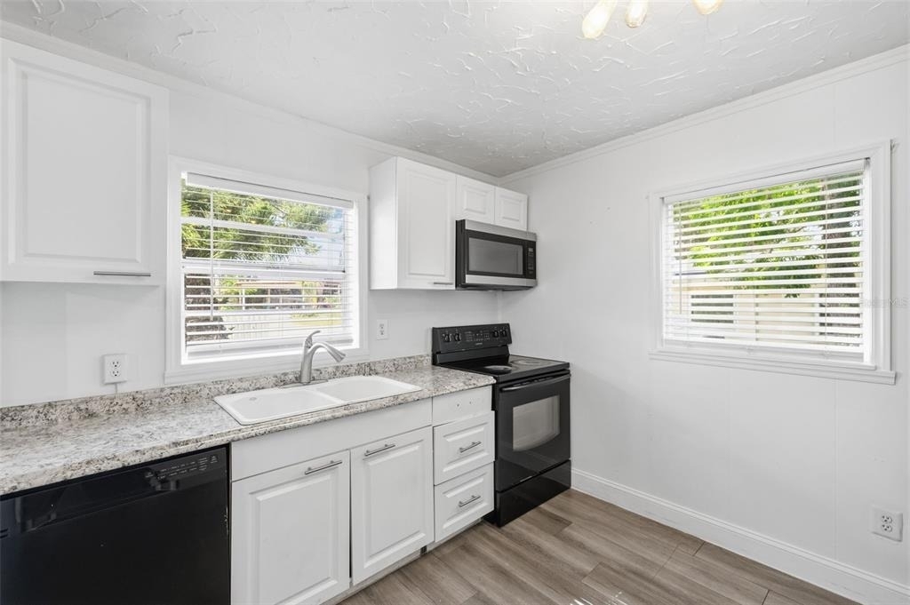 2706 E Annie Street - Photo 8