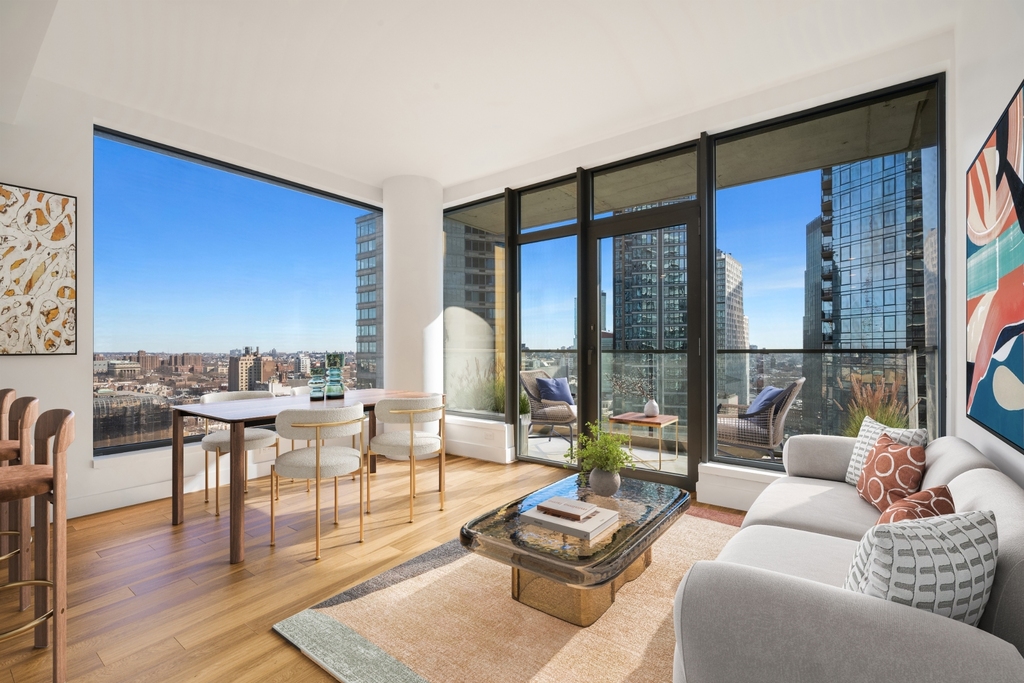 20 Rockwell Place - Photo 1