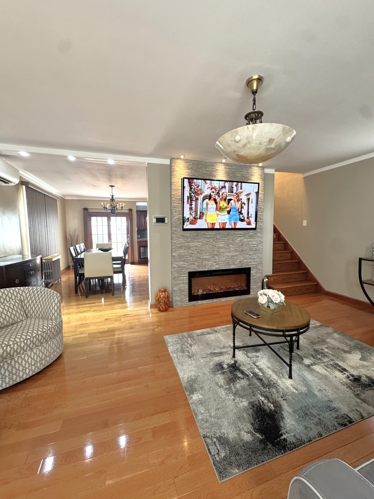 80-34 Margaret Place - Photo 4