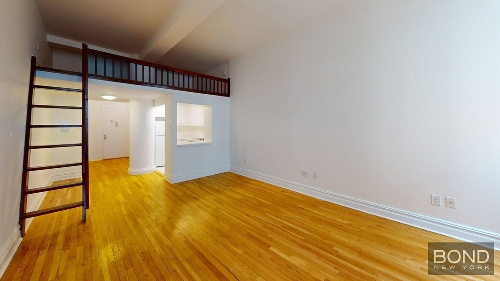 1 Astor Place - Photo 0
