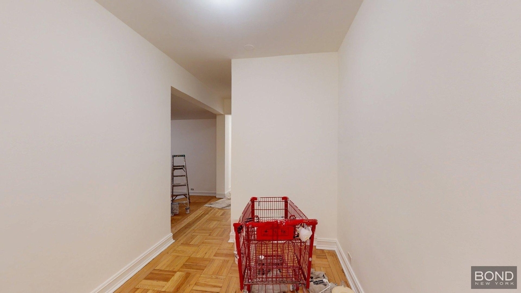 235 East 46th Street - Photo 3