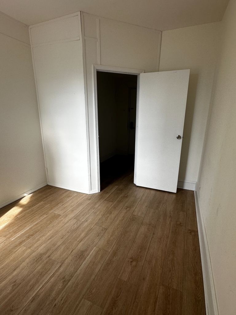 West 34th Street - Photo 2