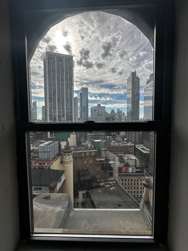 West 34th Street - Photo 9