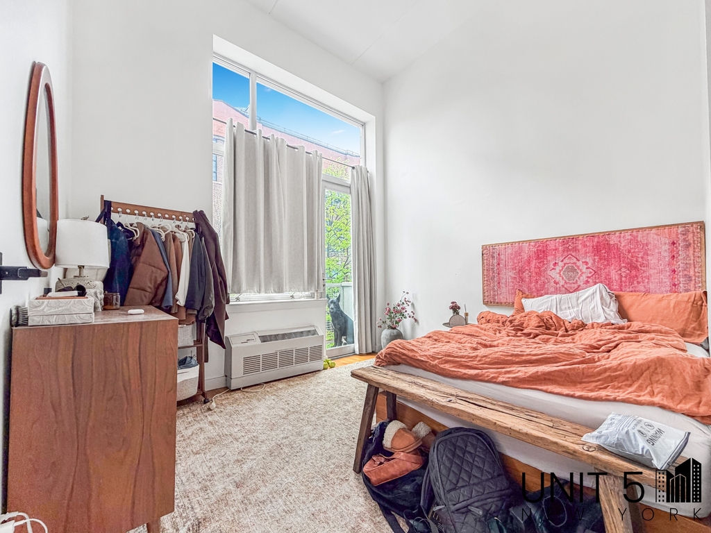 342 Eldert Street - Photo 6