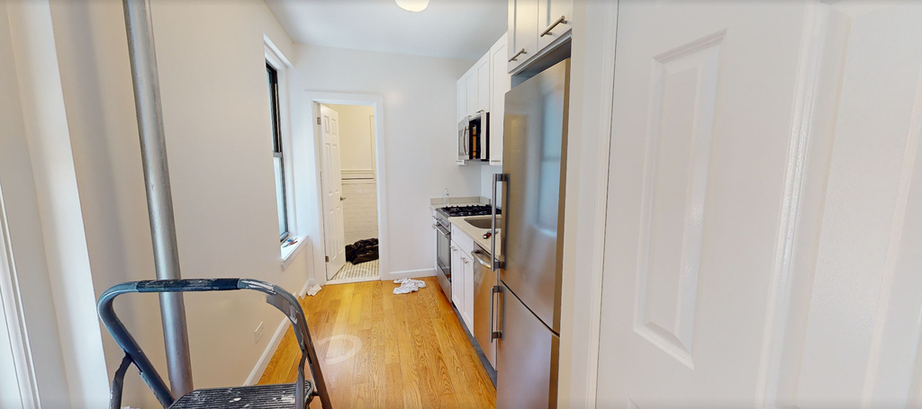 17 Greenwich Avenue - Photo 4
