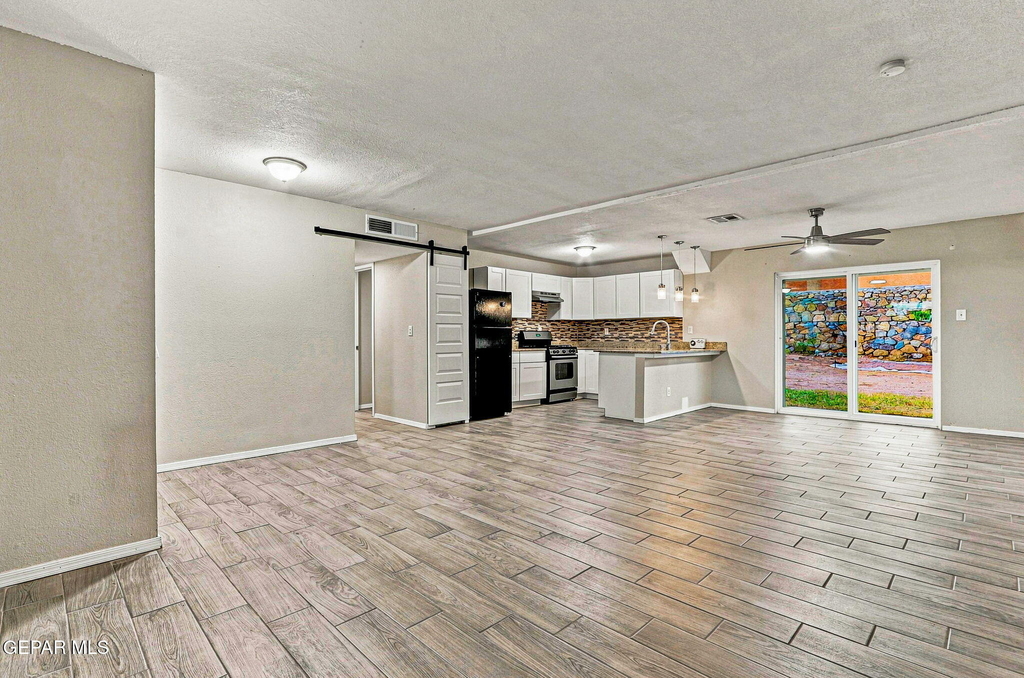 11524 Meadowbrook Drive - Photo 7
