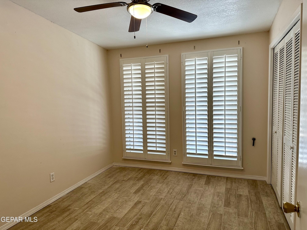 10101 Renfrew Drive - Photo 23