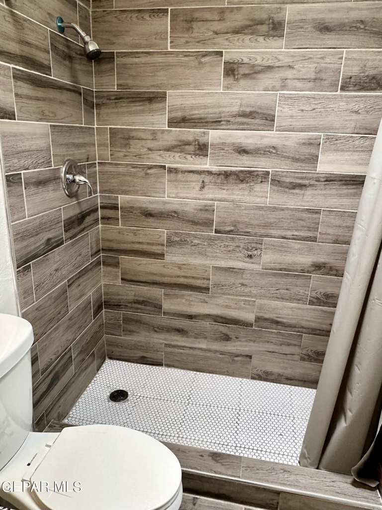 10101 Renfrew Drive - Photo 9