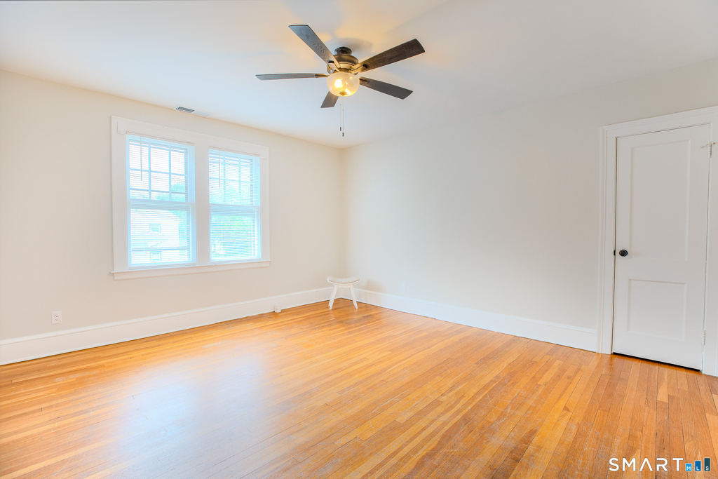219 Jordan Lane - Photo 9