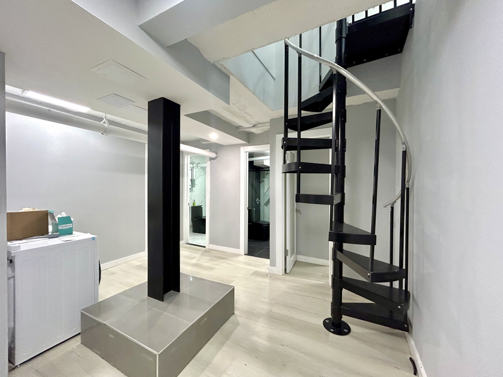 Stanton Street - Photo 12