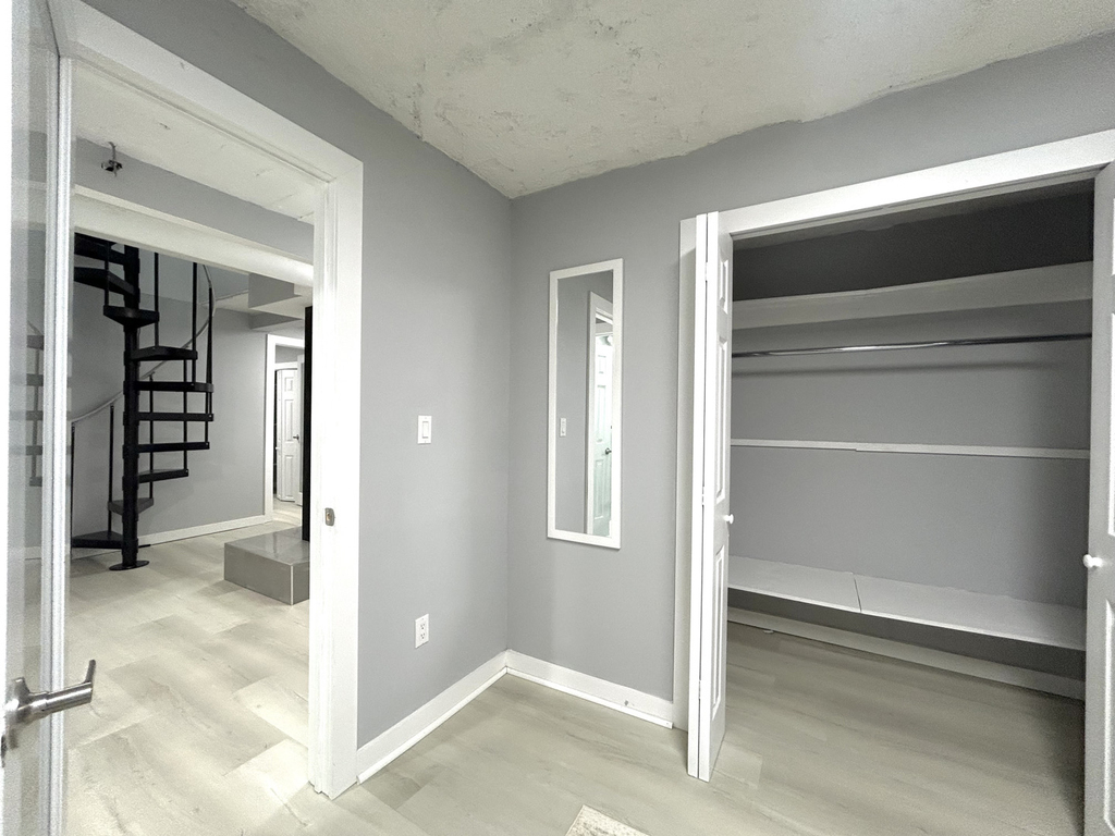 Stanton Street - Photo 9
