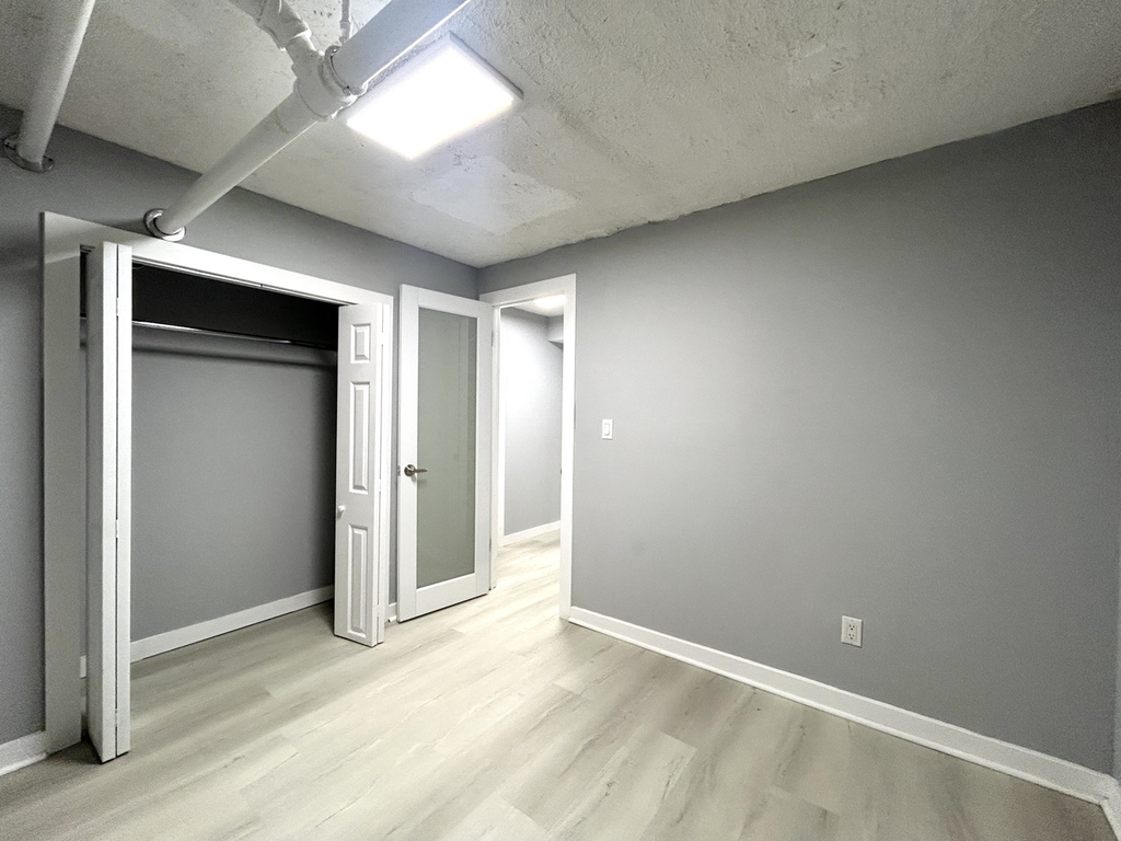 Stanton Street - Photo 13
