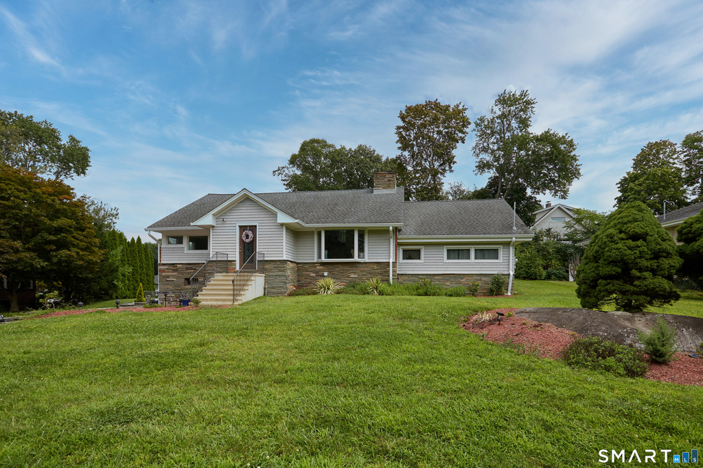 1374 Huntington Turnpike - Photo 0