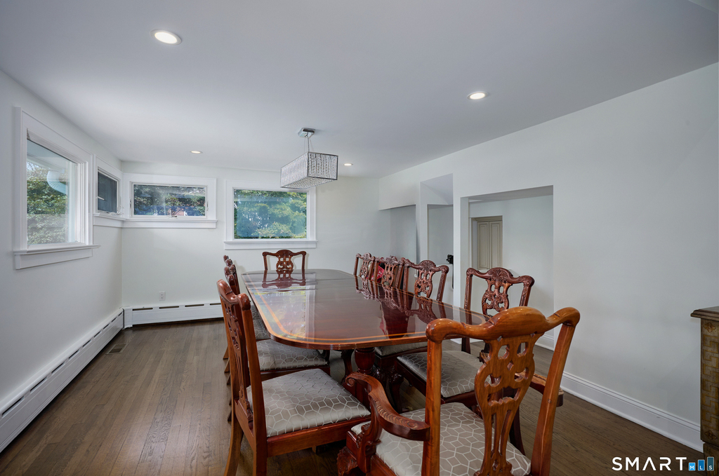 1374 Huntington Turnpike - Photo 4