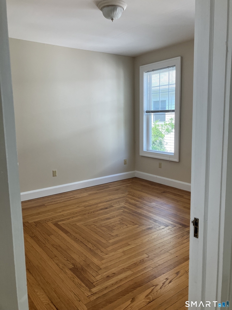 356 Yale Avenue - Photo 9