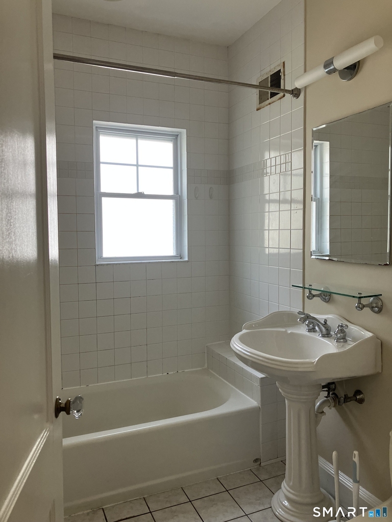 356 Yale Avenue - Photo 10