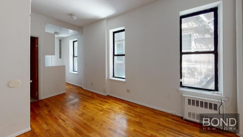 425 East 65th Street - Photo 1