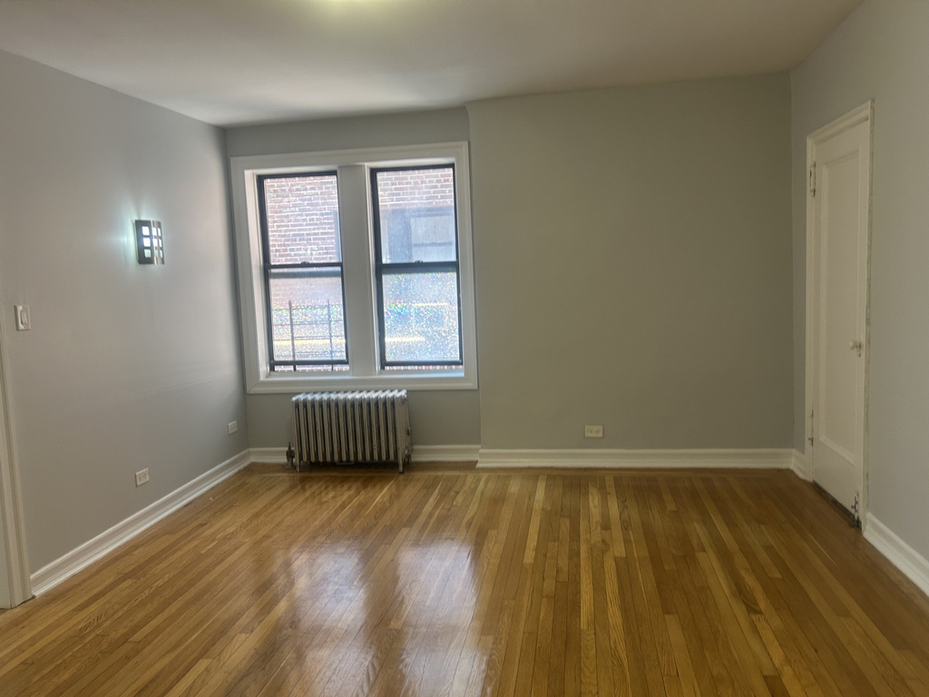 Cabrini Blvd - Photo 4