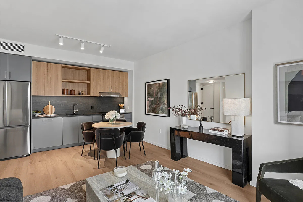 55 Willoughby Street - Photo 0