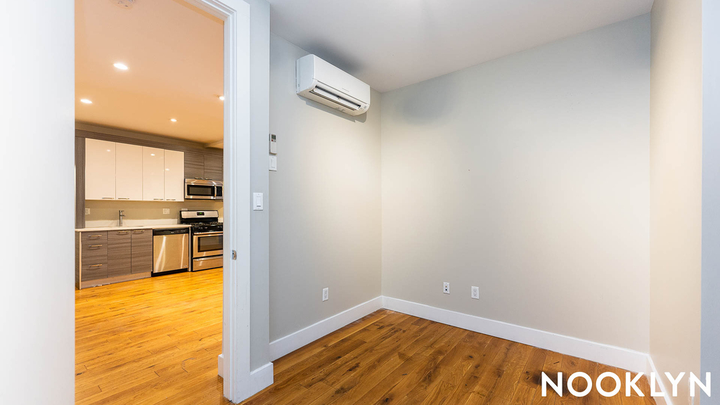 348 St Nicholas Ave 10027 - Photo 9
