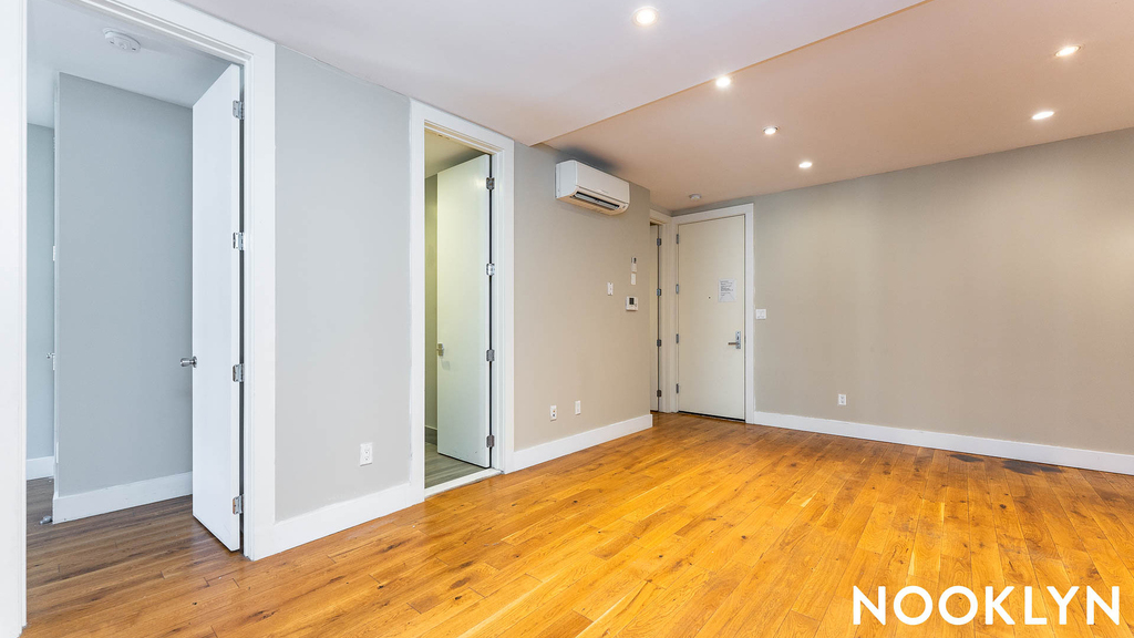 348 St Nicholas Ave 10027 - Photo 4