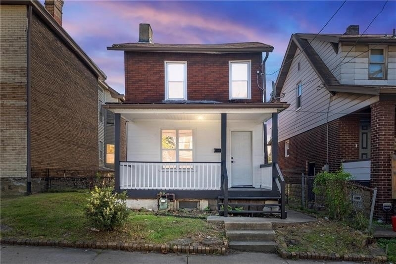 7526 Dickson St - Photo 0