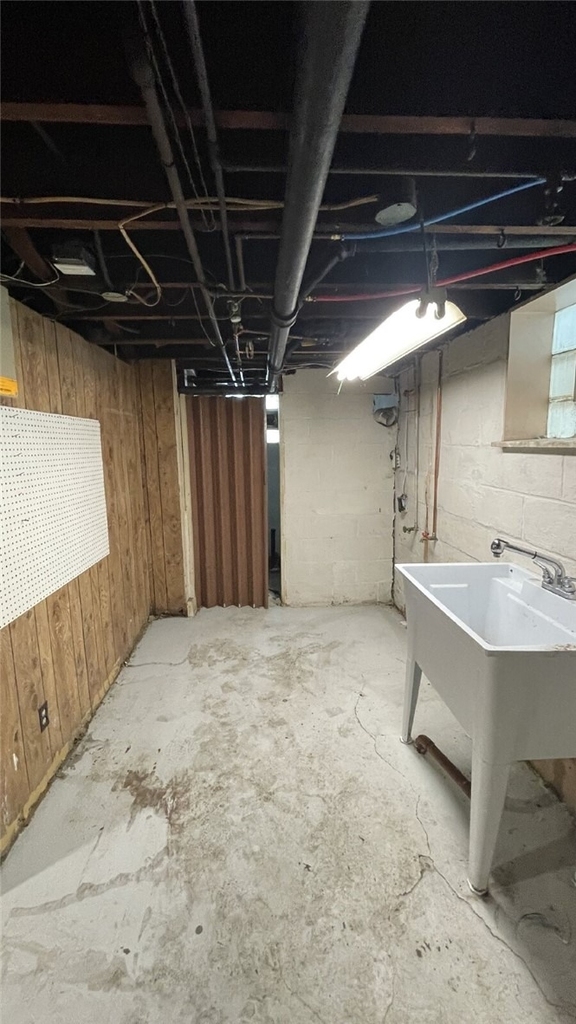 7442 Irvine St - Photo 16