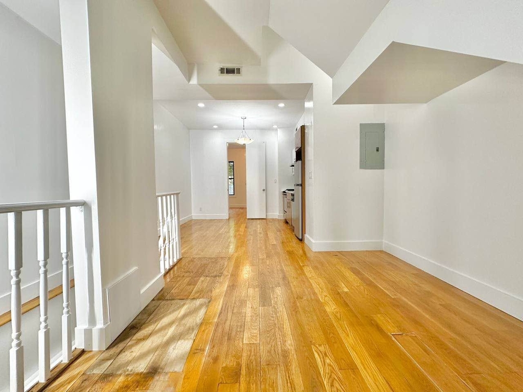 259 Jefferson Street - Photo 0