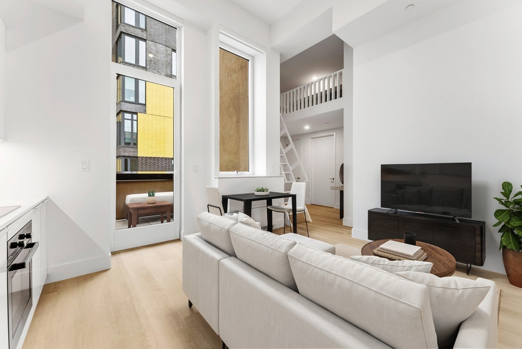 55 Broad Street - Photo 0