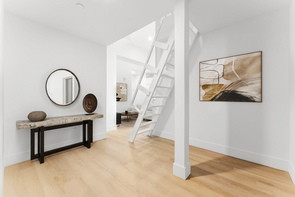 55 Broad Street - Photo 1