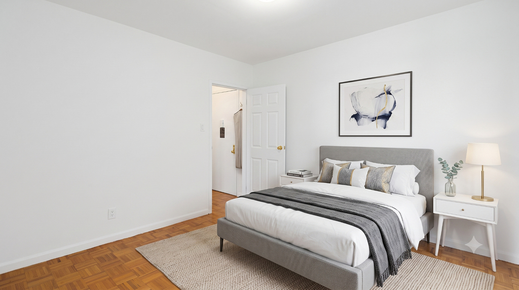 628 West 151st Street - Photo 4